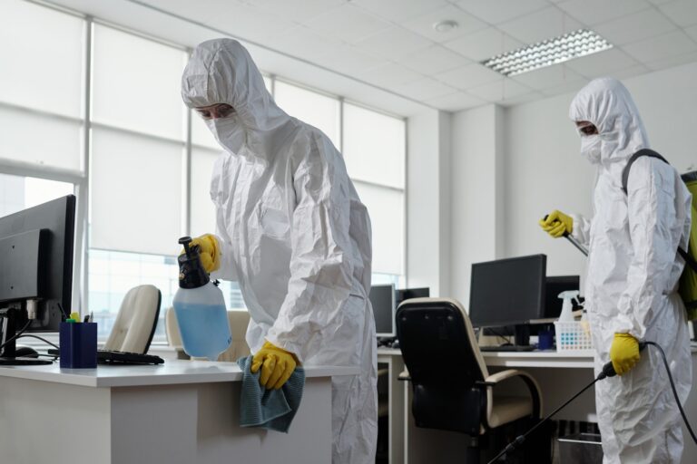 Read more about the article Expert Tips for Finding the Right Office Cleaning Service