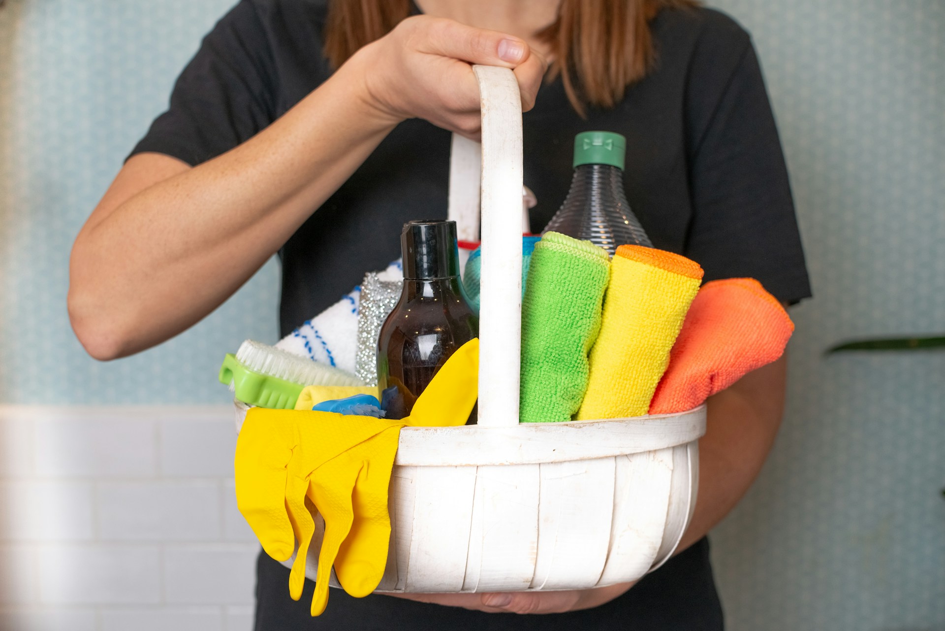 Eco-Friendly Cleaning Products and Practices for a Sustainable Home in 2024