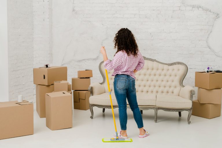 Read more about the article Essential Steps for Move Out Cleaning