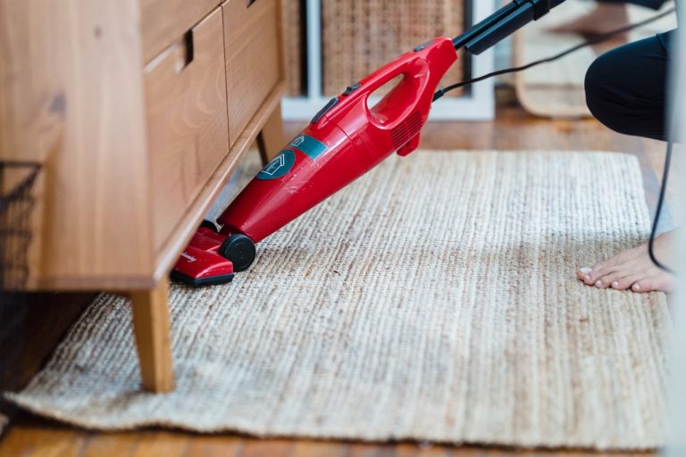 Read more about the article Top Tips and Tricks to Keep Your Carpets Looking Brand New