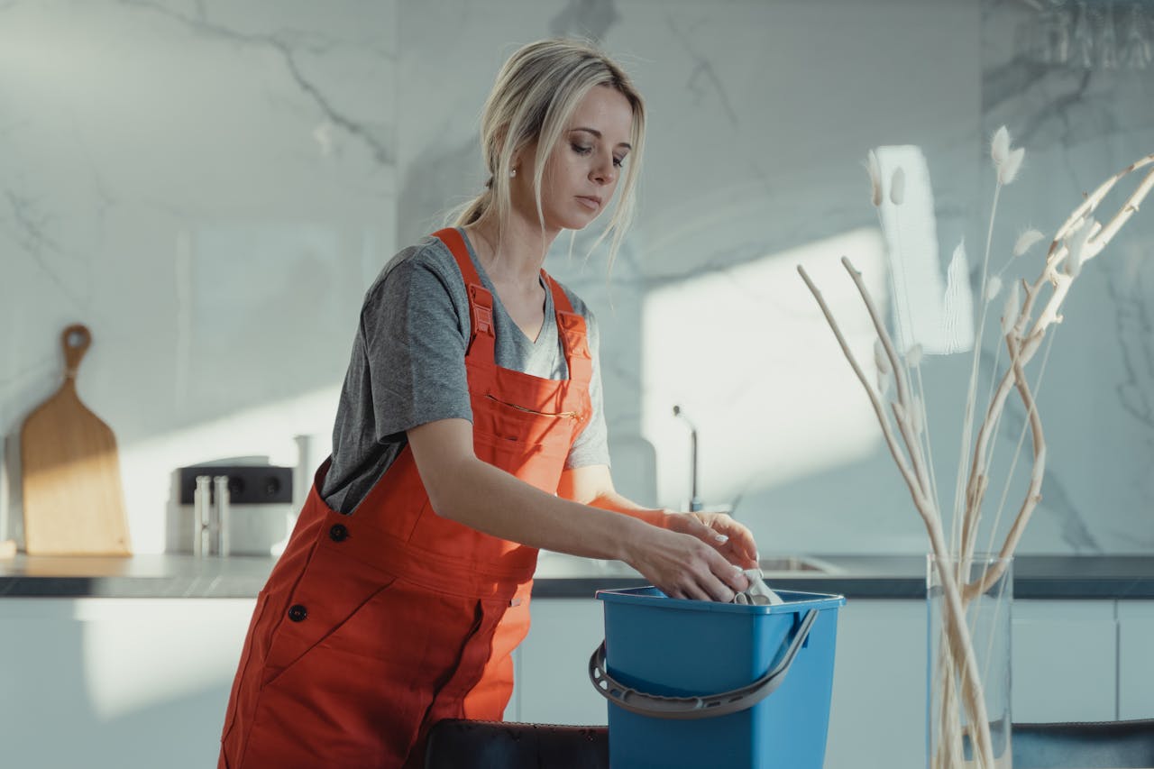 You are currently viewing When to Schedule One-Time Cleaning Before Family Visits